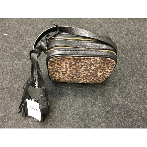 87 - Clarkes Kierra Milla Leopard print shoulder bag. (125)