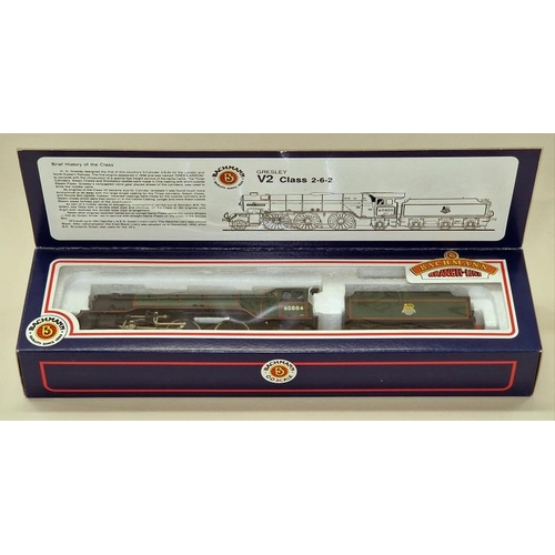 31 - Bachmann Branch Line OO Gauge Gresley V2 Class 2-6-2 Locomotive in unused condition.