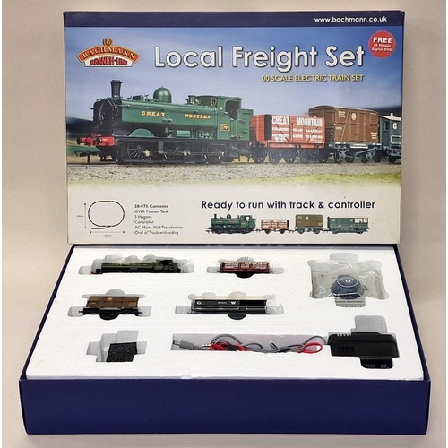 55 - Bachmann OO Gauge Local Freight Set electric train set 30-075.