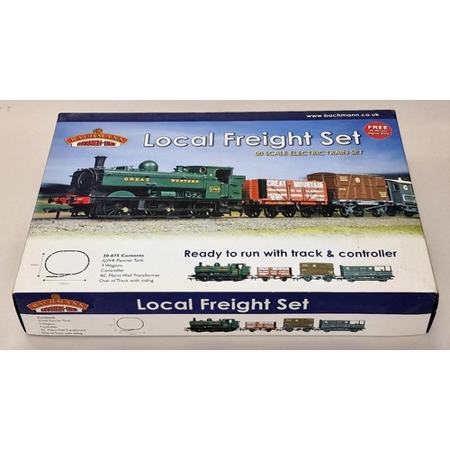 55 - Bachmann OO Gauge Local Freight Set electric train set 30-075.