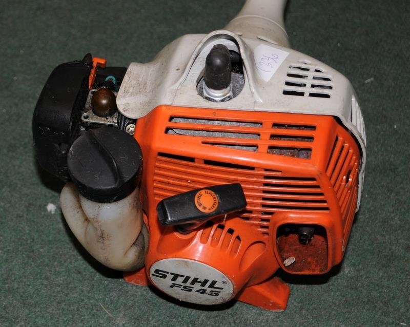 Stihl FS45 petrol strimmer. Ref:W