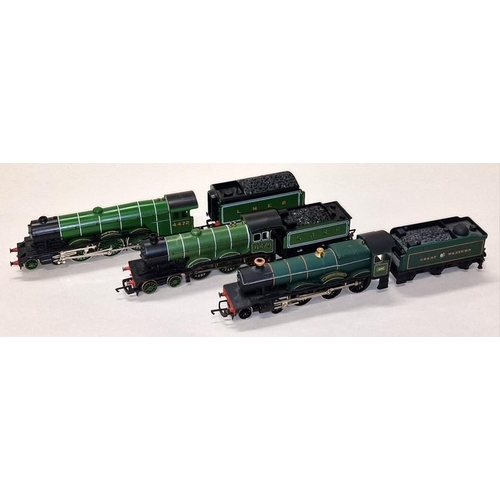 106 - Hornby OO Gauge group of locomotives and Tenders to include LNER 4472 Flying Scotsman and Great West... 