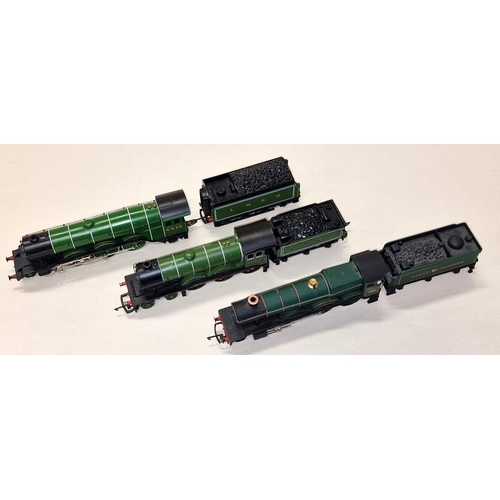 106 - Hornby OO Gauge group of locomotives and Tenders to include LNER 4472 Flying Scotsman and Great West... 