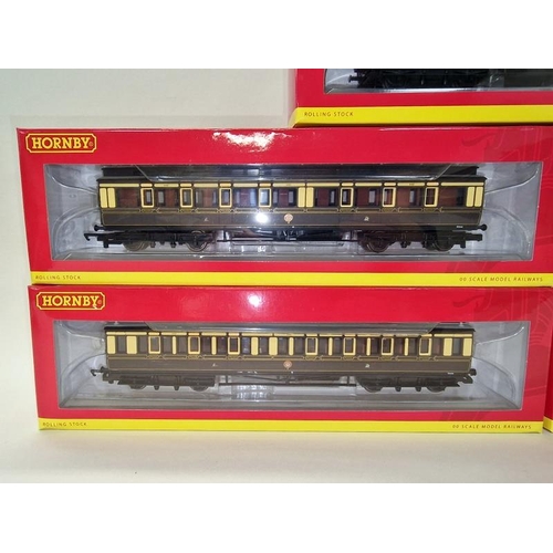 64 - Hornby OO Gauge boxed group of rolling stock in unused condition (5).