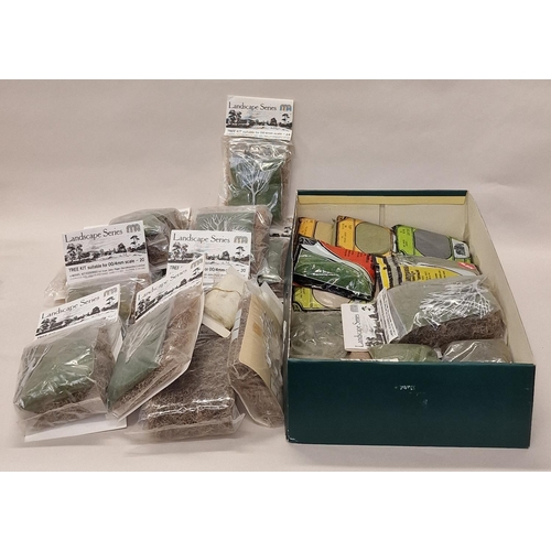 83 - Box of OO Gauge railway ancillary items to include scenery.