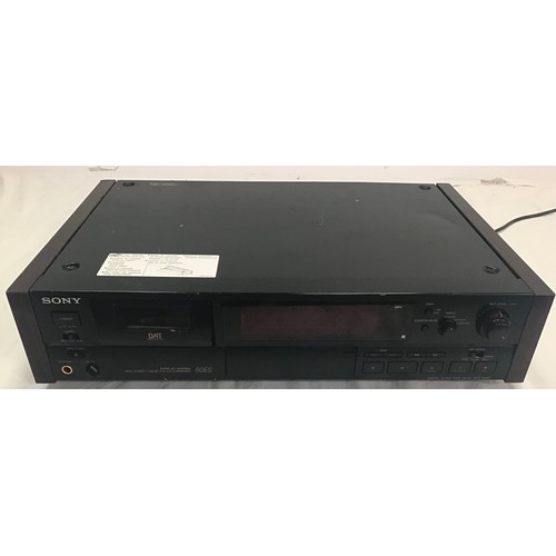 115 - Sony separates digital audio tape deck model DTC-60ES. Ref:W