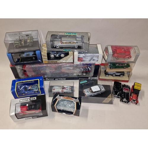 403 - Collection of mainly boxed contemporary die cast vehicles.