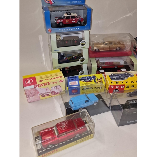 405 - Group of boxed vintage and modern die cast cars to include Corgi, Dinky and Matchbox.