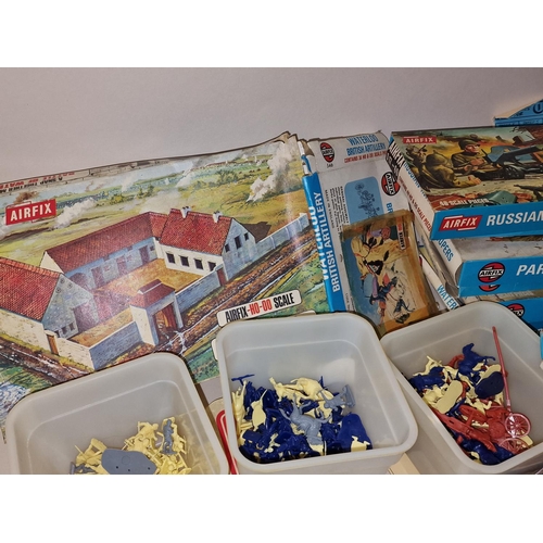 277 - Airfix collection of HO-OO scale plastic figures with boxes. Majority of boxes are empty with loose ... 