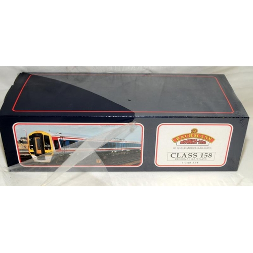 153 - Bachmann Branch Line Class 158 Stage Coach 3 car set. Unopened