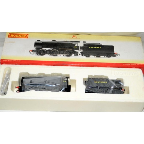 158 - Hornby 00 gauge Southern Railways 0-6-0 class Q1 locomotive C8 ref: R2343. Box and model excellent.