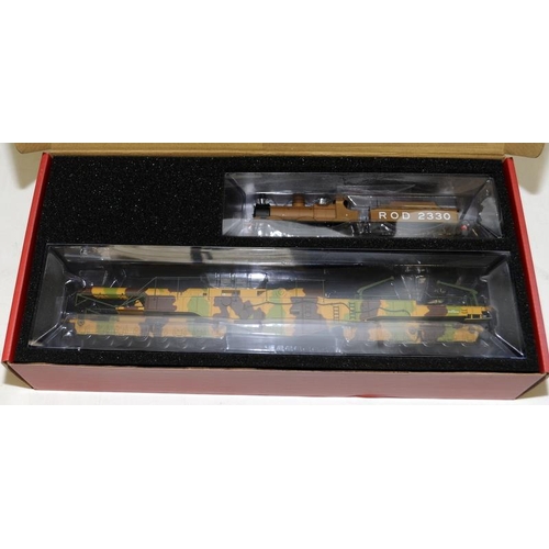 160 - 00 gauge Oxford Railways Boche Buster WWI Camouflage Rail Gun ref:OR76BOOM01. Box and model excellen... 