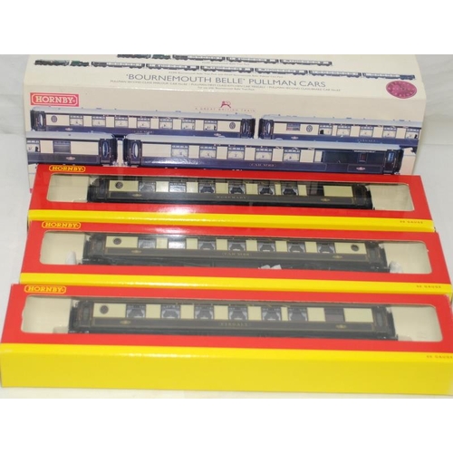 162 - Hornby 00 gauge Bournemouth Belle Pullman cars set ref:4169. Box and models excellent.