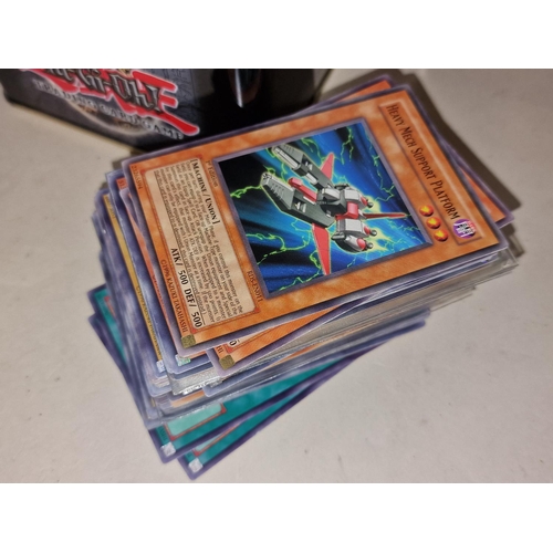 270 - Collection of unsorted trading cards to include Yu-Gi-Oh, Pokemon and Magic.