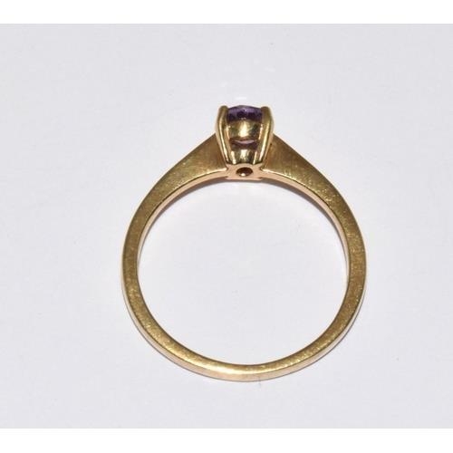 257 - 9ct gold ladies Amethyst solitaire ring size M