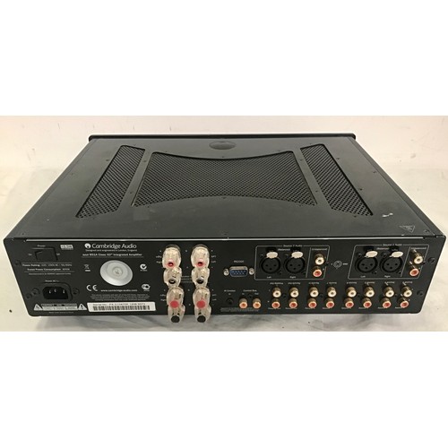 584 - CAMBRIDGE AUDIO AMPLIFIER. This unit powers up and is model No. AZUR 851A Integrated amplifier.