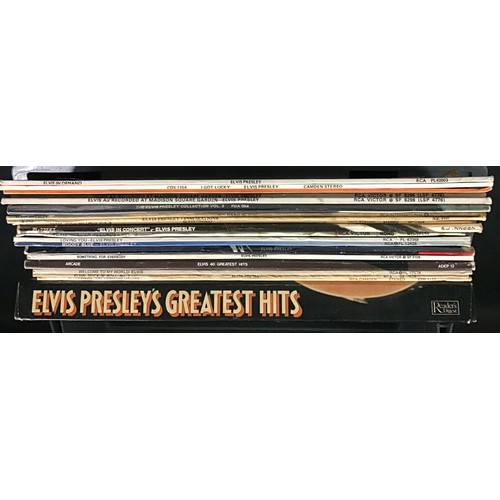 291 - ELVIS PRESLEY BOX OF VARIOUS RECORDS. In this lot we find a collection of 19 various albums - Box se... 