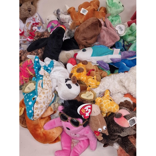 574 - Large collection of mainly TY Beanie Babies soft toys.