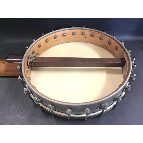 458 - VINTAGE 6 STRING BANJO. This item has no makers marks but has a number stamped 353 to the inside rim... 