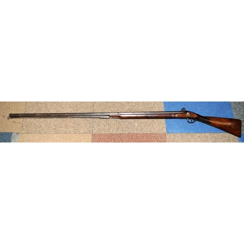 133 - Genuine antique 18th Century flintlock fowling piece in good condition with age related wear. O/all ... 