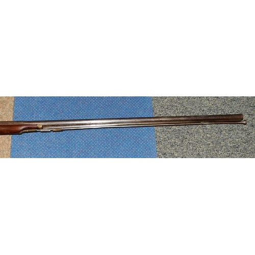 133 - Genuine antique 18th Century flintlock fowling piece in good condition with age related wear. O/all ... 