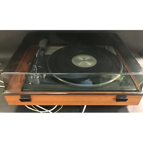 542 - GOLDRING LENCO GL 75 TURNTABLE. This unit has a Goldring  cartridge and has a crack in Perspex top. ... 