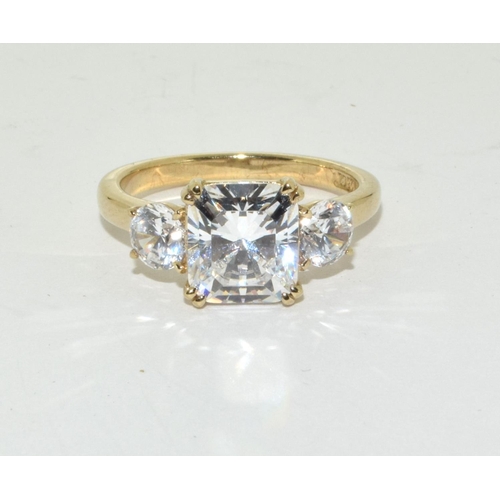 393 - A sparkling gold on 925 silver and CZ ring Size Q