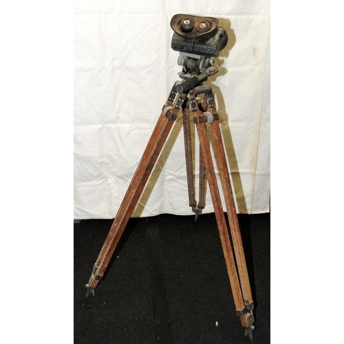 113 - Rare WWII German CXN Busch 10 x 80 Flakfernrohr Flak binoculars c/w original rubber eyecaps. Supplie... 