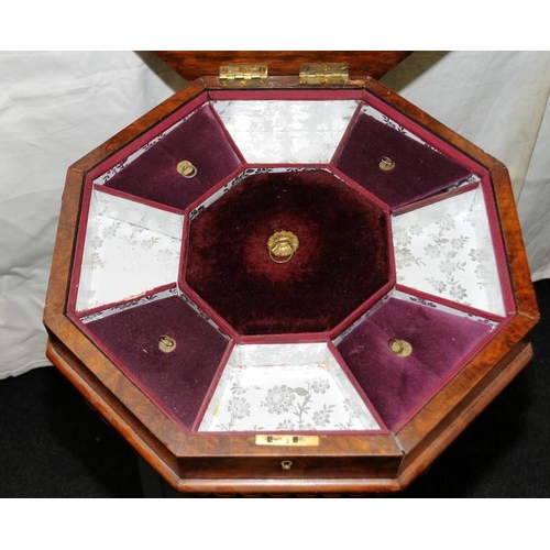 242 - Antique pedestal table with tripod base, decorated with carved acanthus leaves. Walnut veneer to top... 