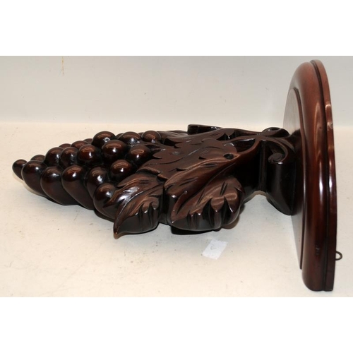 243 - Super quality mahogany wall clock bracket shelf with carved grapes and leaves. Shelf 36cms across x ... 