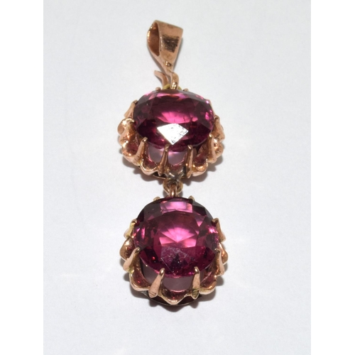 317 - Yellow metal pink Tourmaline twin drop pendant 4.2g