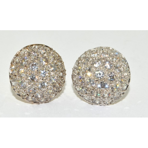 357 - 9ct gold round cluster earrings