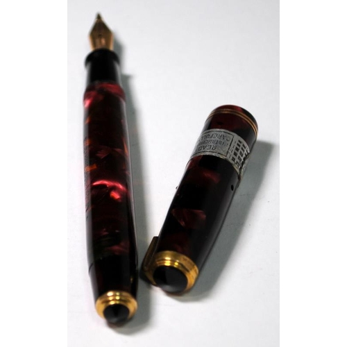 26 - Parker Vacumatic fountain pen with burgundy pearl body. Virtually mint NOS with original sticker to ... 