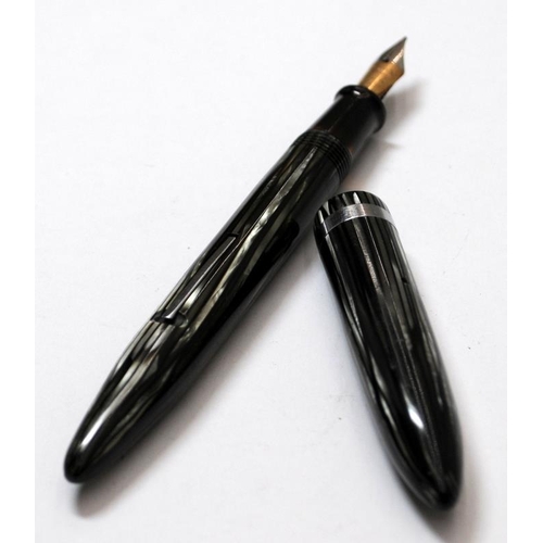 39 - Vintage Sheaffer White Dot ink view fountain pen with Sheaffer feather touch #5 nib. With black/grey... 