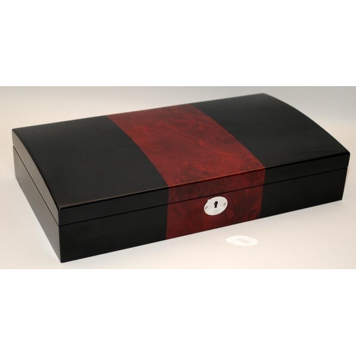 45 - Quality black and laminated burlwood veneer two tier pen storage box with capacity for storing 24 pe... 