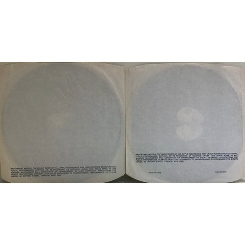 100 - THE BEATLES ‘WHITE ALBUM’ LP ORIGINAL 1968 PRESSING. Found here on Apple Records PCS 7068. Vinyl is ... 
