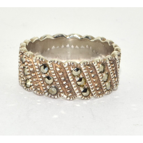 225 - Silver marcasite full band ring Size M