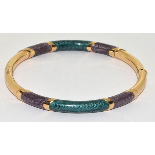 197 - 9ct Gold Malachite Solid Bracelet