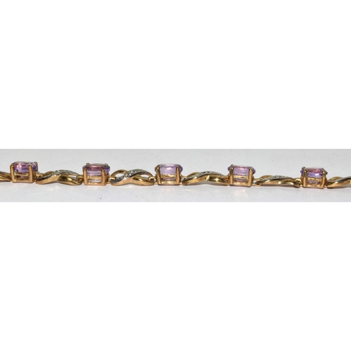 198 - 9ct Gold Diamond & Amethyst Fancy Link Bracelet