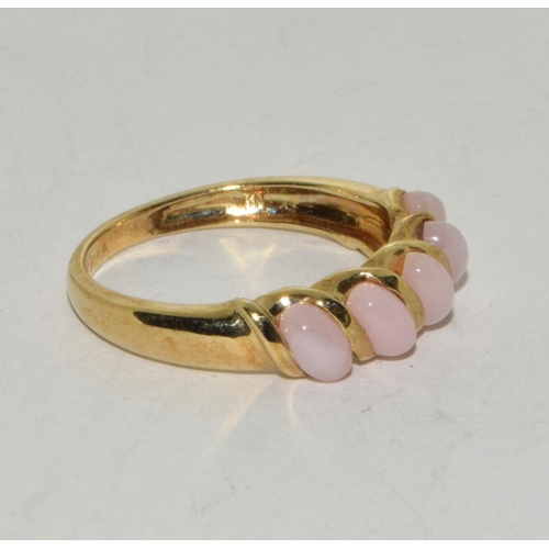 153 - Coral 9ct Gold Ring Size M