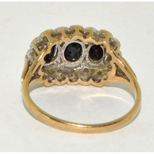 192 - 9ct Gold Antique Set Sapphire & Diamond Ring. Size M