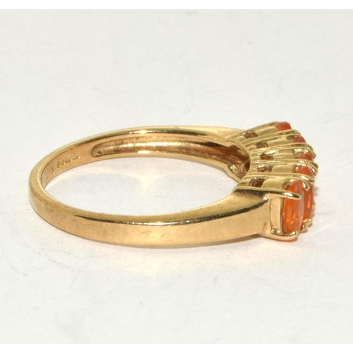 152 - 9ct Gold Ladies 5 Stone Amber Ring. Size N