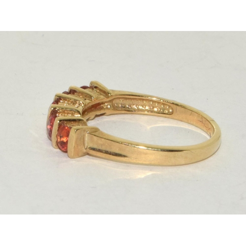 154 - 9ct Gold Ladies 5 Stone Ring. Size N