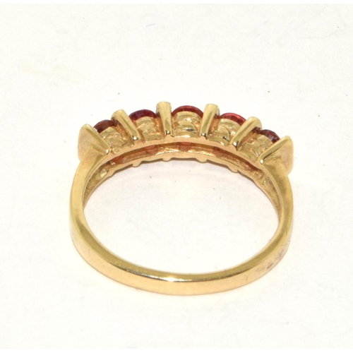 154 - 9ct Gold Ladies 5 Stone Ring. Size N