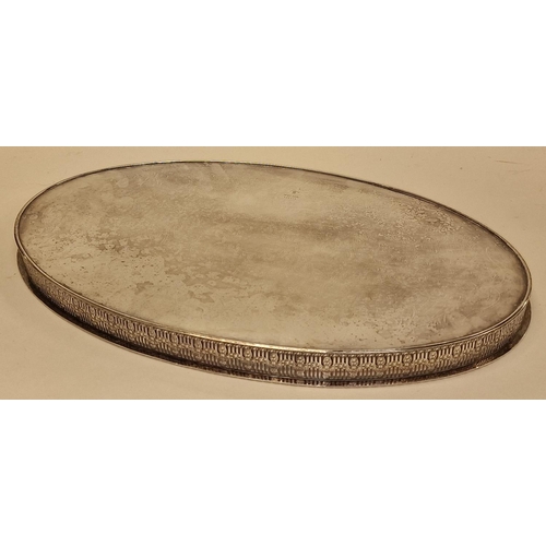 208 - Sheffield Plate large good quality gallery drinks tray 18