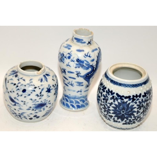 52 - Group of six Chinese 19th century nblue & white porcelain vases and two pots. Tallest H28cm. (faults... 