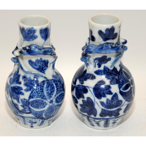 52 - Group of six Chinese 19th century nblue & white porcelain vases and two pots. Tallest H28cm. (faults... 