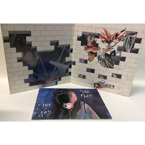 77 - PINK FLOYD ‘THE WALL’ GATEFOLD SLEEVED VINYL LP. UK Harvest SHDW 411 Pressing A-2U/ B-2U / A-3U/ B-3... 