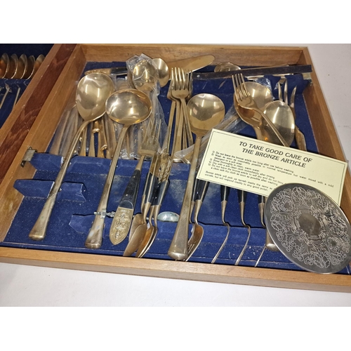 210 - Boxed Bronze design canteen of cutlery