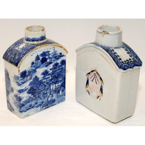 80 - Mixed group of antique Chinese porcelain tea caddies, three painted in blue & white with figures (wi... 